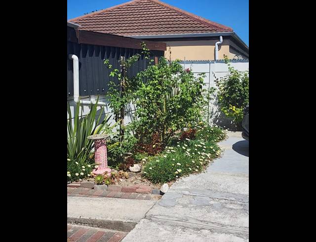 3 BEDROOM HOUSE FOR SALE IN AUSTINVILLE